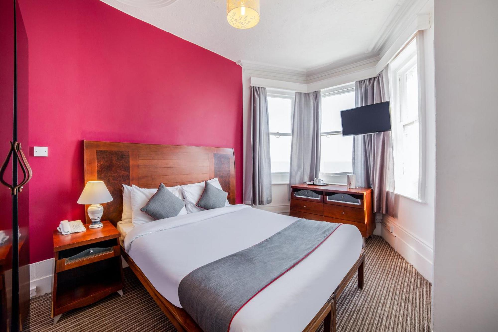 The Strand Hotel AEGON International Exteriér fotografie
