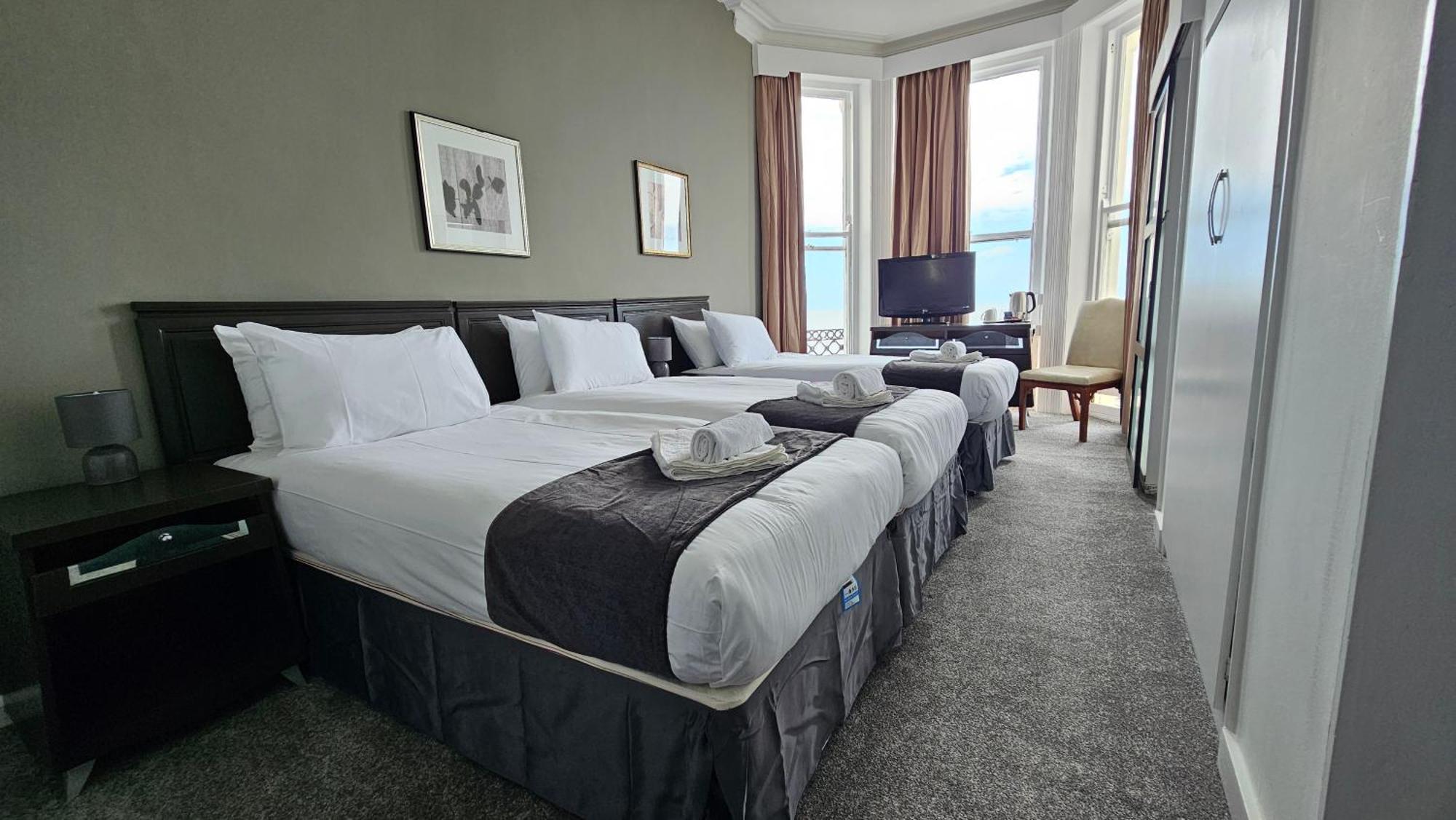 The Strand Hotel AEGON International Exteriér fotografie