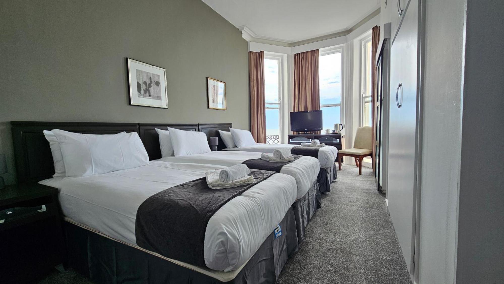 The Strand Hotel AEGON International Exteriér fotografie