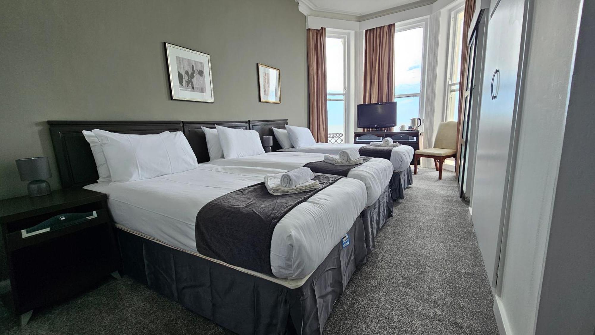 The Strand Hotel AEGON International Exteriér fotografie