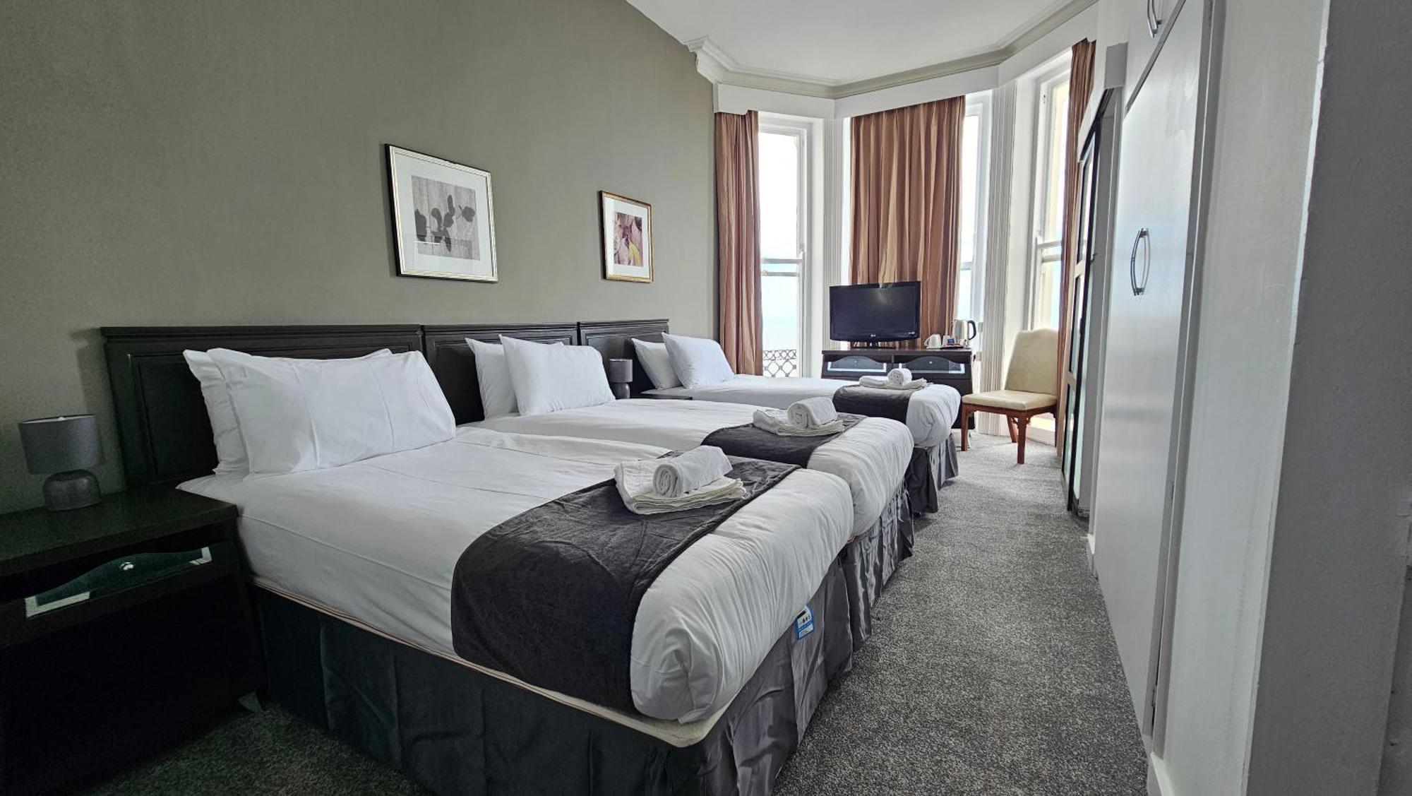 The Strand Hotel AEGON International Exteriér fotografie