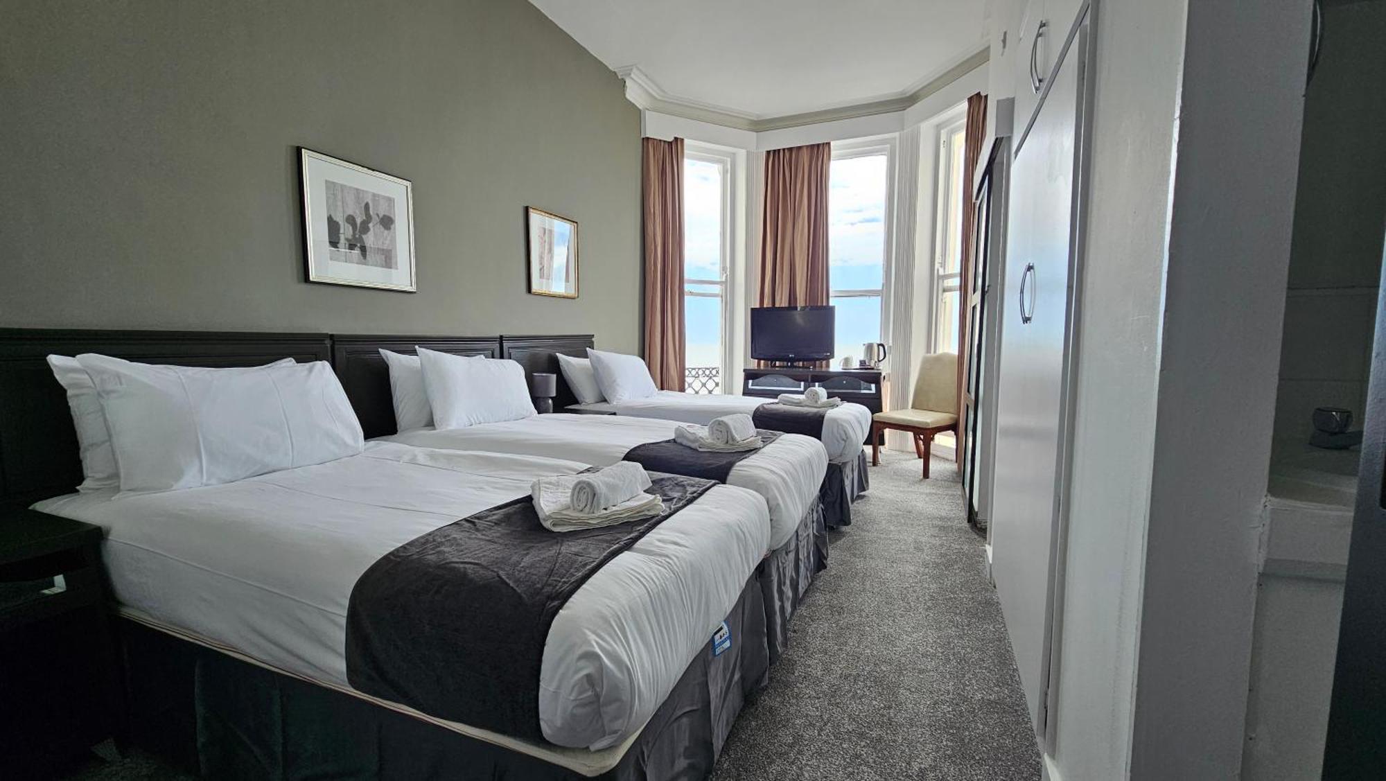 The Strand Hotel AEGON International Exteriér fotografie