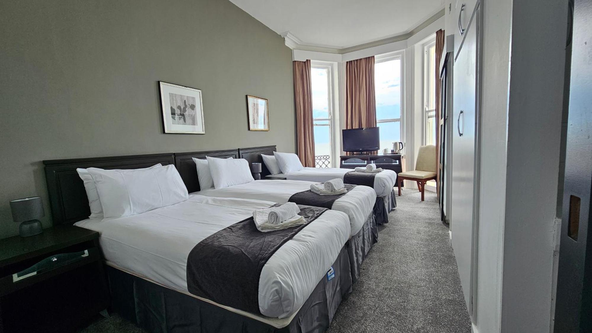 The Strand Hotel AEGON International Exteriér fotografie
